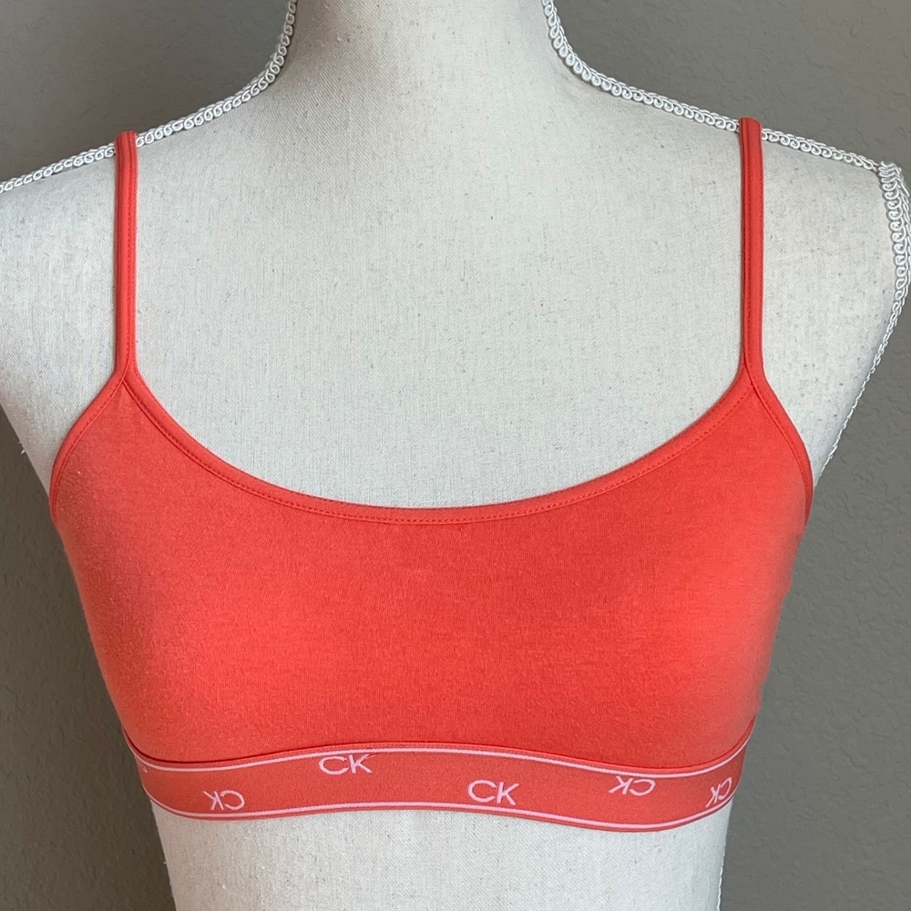 Calvin Klein Choice Wireless Orange Sports Bra medium